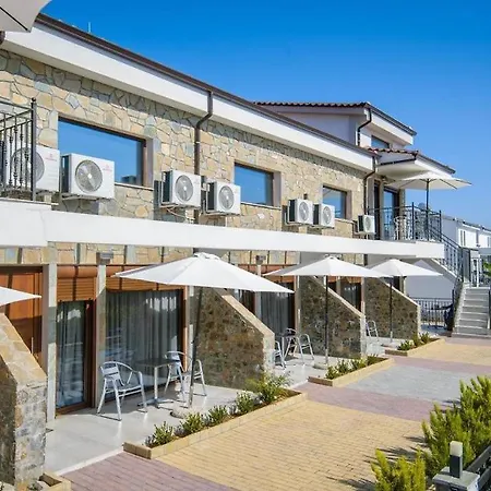 Stone בית הארחה