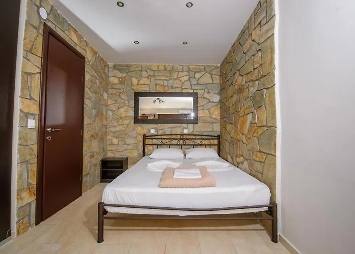 Stone 3*