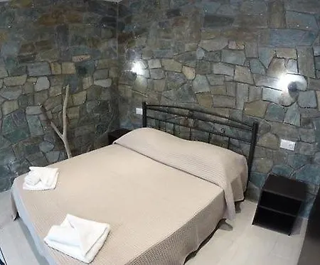 Πανσιόν Stone 3*