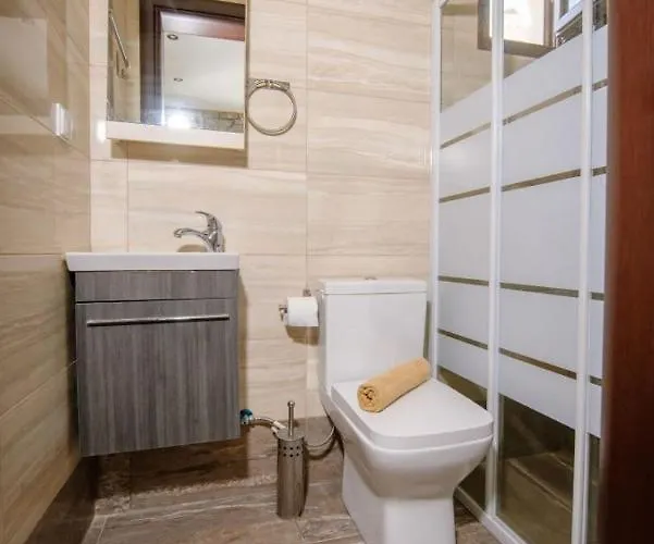 Stone Pensiune Pefkochori